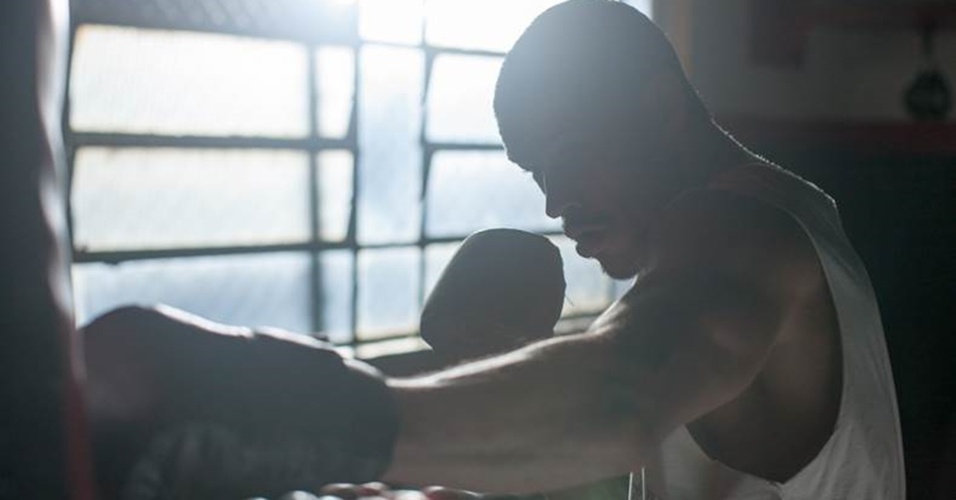 José Loreto intepreta José Aldo em longa-metragem que conta a vida do lutador manauara de UFC