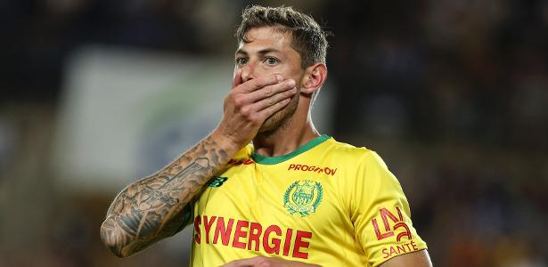 VÍDEO: plantel do Nantes diz que não faz minuto de silêncio por Sala - CNN  Portugal