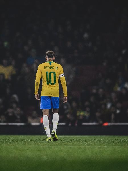 Neymar com a camisa da seleção brasileira - Pedro Martins/MowaPress