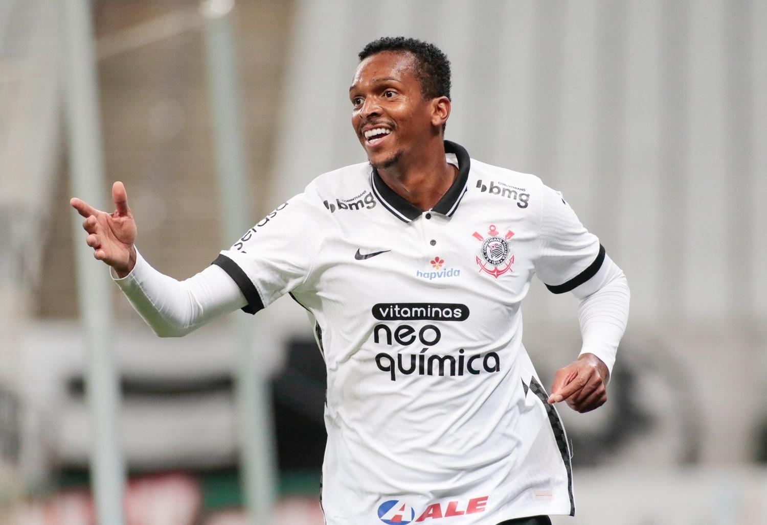 Hoje tem gol do Jô? Atacante vai igualar maior sequência da temporada no Corinthians