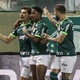 Palmeiras se sente atacado na reta final e até oposição se une em defesa