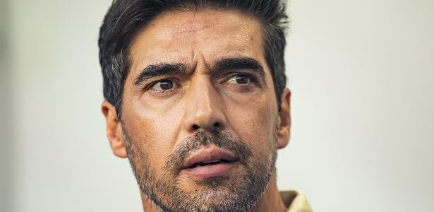 Abel destaca principal falha do Palmeiras na derrota para o Santos