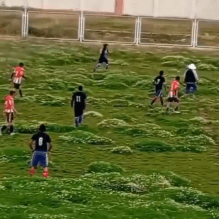 FC Cebollitas e a Empresa Comunal de Macari realizaram um jogo amistoso de preparação para a Copa Peru - Reprodução/Twitter
