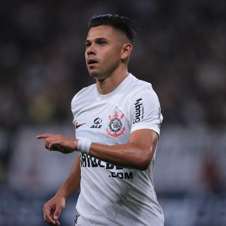 Romero, do Corinthians, em jogo contra o Nacional pela Sul-Americana