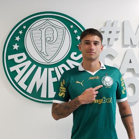 Emiliano Martínez é anunciado como novo jogador do Palmeiras