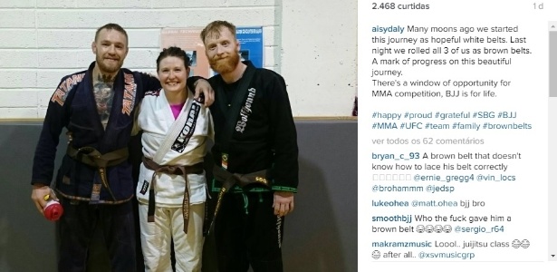 Rafael dos Anjos ironizou a graduação de McGregor no jiu jitsu - Reprodução/Instagram