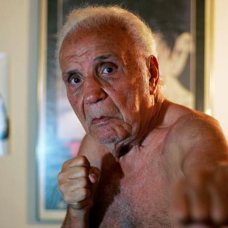 O boxeador Jake LaMotta, que inspirou o filme "Touro Indomável", de Martin Scorsese - Reuters