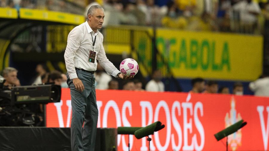 O técnico Tite durante o jogo da seleção brasileira contra o Uruguai - Lucas Figueiredo/CBF