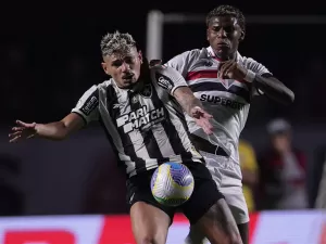 São Paulo e Botafogo empatam em bom clássico 