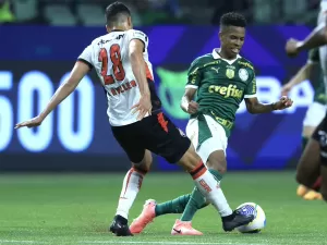 No momento mais importante do ano, Palmeiras despenca de rendimento