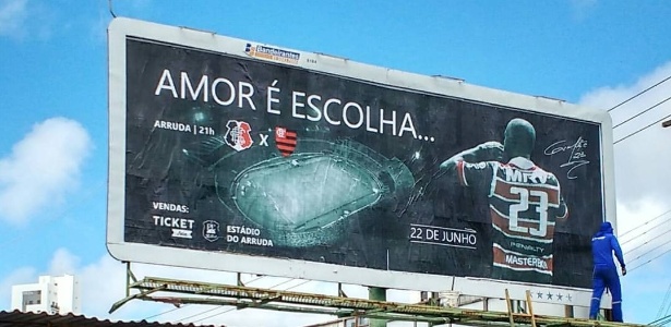 Santa usa Grafite de garoto-propaganda em outdoor no Recife para lotar o Arruda contra o Flamengo nesta quarta (22) - Reprodução/AssessoriaSantaCruz