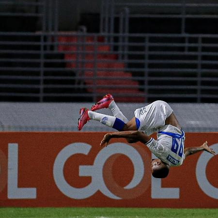 Iury Castilho, do CSA, comemora gol marcado contra o Cruzeiro, no Rei Pelé, pela Série B do Brasileiro 2021 -  Alisson Frazao/AGIF