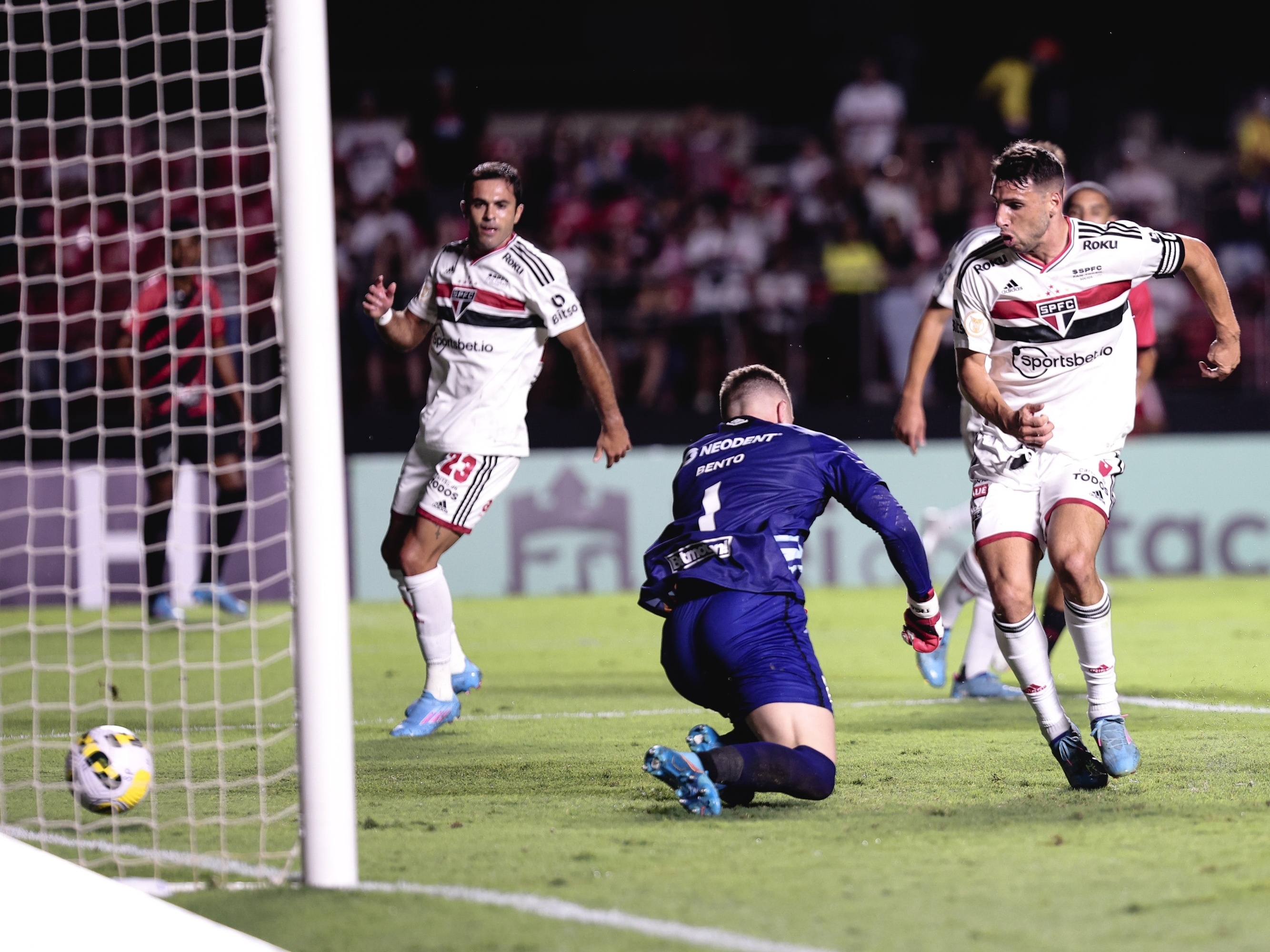 São Paulo FC - Hoje o Tricolor enfrenta o Atlético Paranaense, às