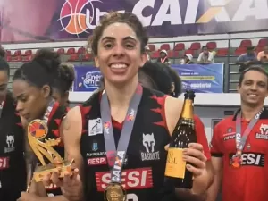 Aline Moura, do Sesi Araraquara, é eleita MVP das finais da LBF