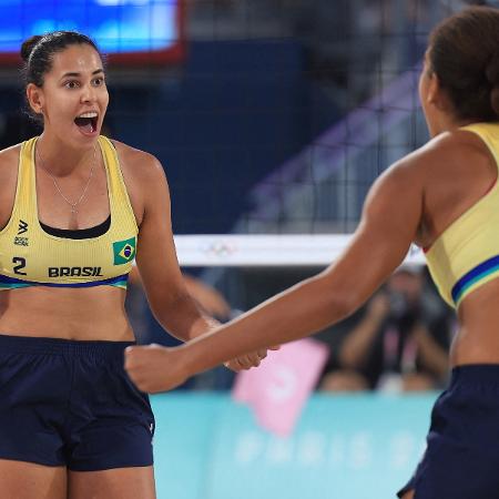 Duda e Ana Patrícia nas oitavas de final do vôlei de praia nas Olimpíadas