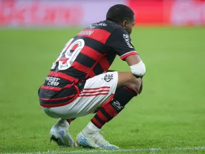 Agonizante na Libertadores, Flamengo vai a óbito no Brasileiro