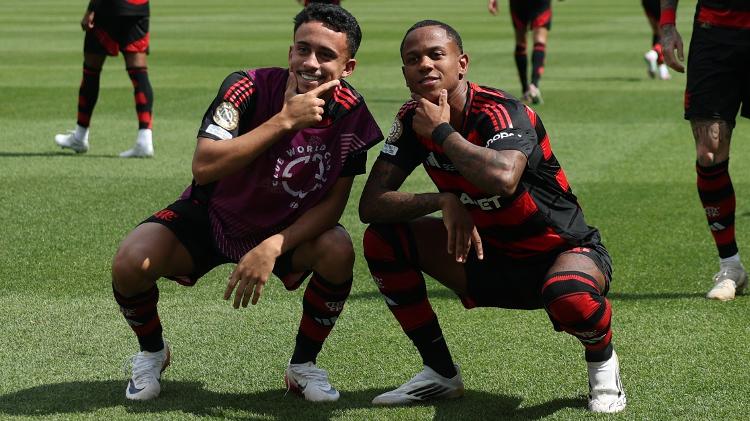 Wallace Yan comemora gol marcado pelo Flamengo contra o Chelsea no Mundial