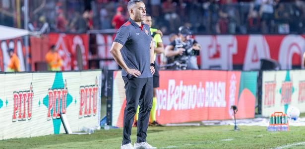 Casagrande: Axé no Barradão: Vitória deixa Flamengo sem rumo e avança na Copa do Brasil