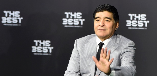 Maradona falou sobre suspensão de quatro jogos imposta a Messi - AFP PHOTO / MICHAEL BUHOLZER
