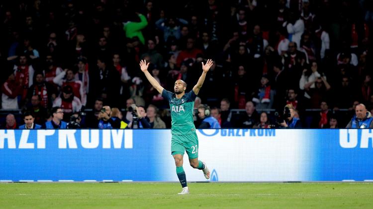 Na gringa: Lucas Moura põe Tottenham na final da Champions