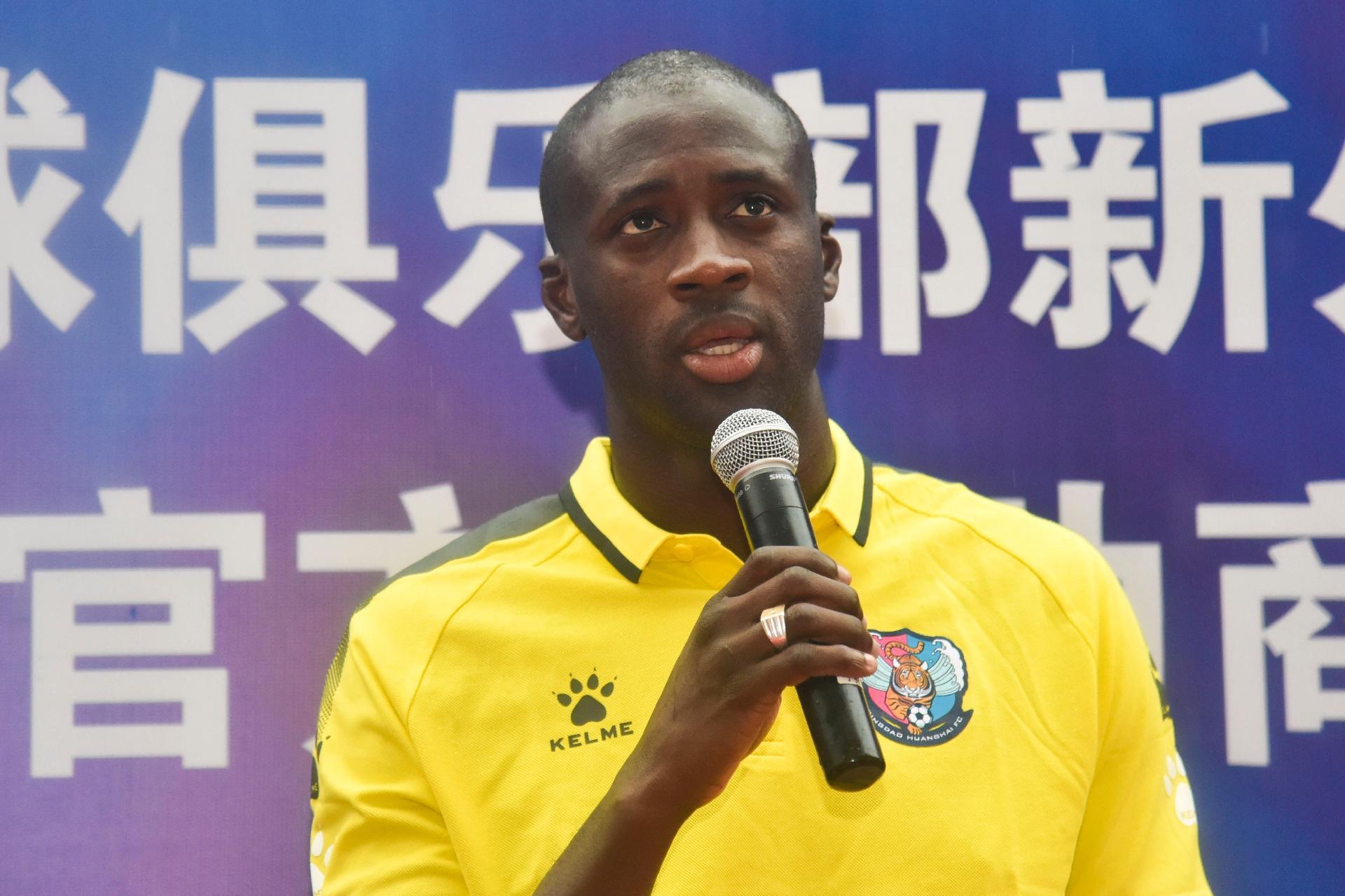 Yaya Touré no Vasco: candidato anuncia acordo com volante marfinense