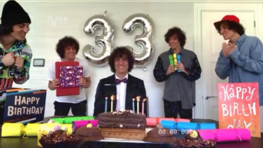 David Luiz em sua inusitada "festa de aniversário" - Reprodução/Instagram