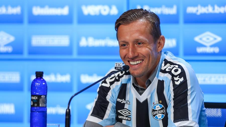 Grêmio: Leiva revela conversas com elenco e quer 'algo inesquecível'