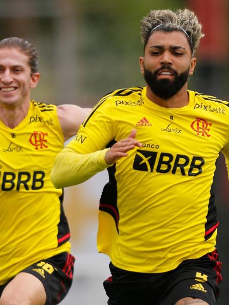 Filipe Luís e Gabigol em treino do Flamengo no Ninho do Urubu antes da final da Libertadores - Foto: Gilvan de Souza/Flamengo