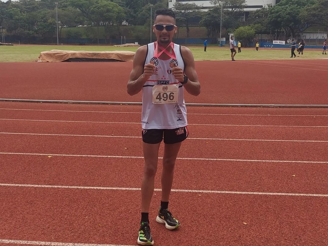 Gari se classifica a Mundial, pede demissão, mas tem visto negado