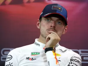 Após punição por palavrão, Verstappen boicota coletiva da F1: 'É ridículo'