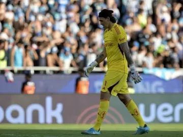 Cássio fala de final dolorosa e pede desculpas à torcida do Cruzeiro