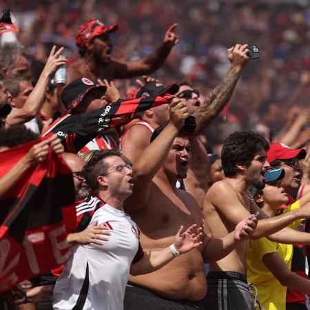 Torcedores do Flamengo durante jogo contra o Chelsea no Mundial Torcedores do Flamengo durante jogo contra o Chelsea no Mundial