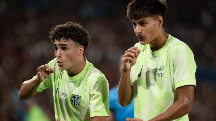 Virgili (à esquerda) fez golaço no 2º tempo de Flamengo x Barcelona no Mundial sub-20 Virgili (à esquerda) fez golaço no 2º tempo de Flamengo x Barcelona no Mundial sub-20