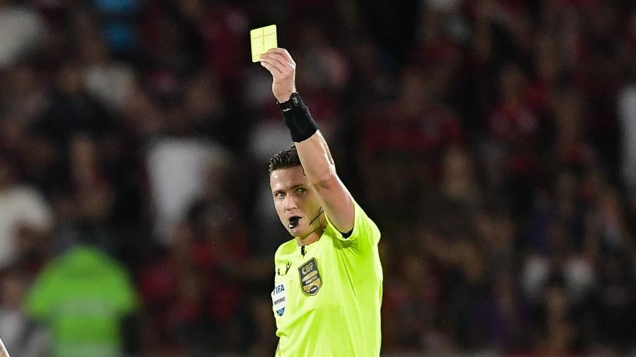 Ramon Abatti Abel foi o árbitro de Flamengo x Cruzeiro, jogo do Brasileirão
