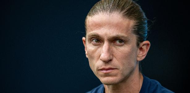 Filipe Luís tem 1° teste de fogo na Europa após início dos sonhos no Monaco