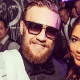 Ring girl Arianny Celeste posta foto da festa com Conor McGregor, que comemorou em uma balada a conquista do cinturão interino dos penas do UFC - Reprodução/Instagram