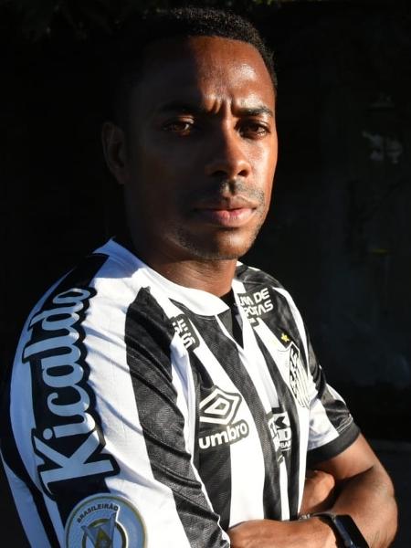 Robinho é anunciado pelo Santos - Divulgação/Santos FC