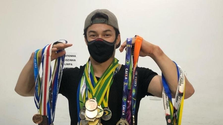 Arthur Nory recupera medalhas roubadas em assalto em São Paulo - Reprodução/Instagram