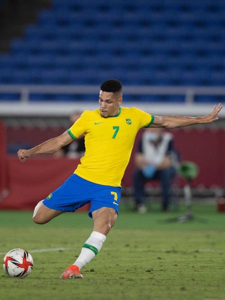 Paulinho finaliza para fazer o quarto do Brasil contra a Alemanha, na estreia do futebol masculino nos Jogos Olímpicos de Tóquio - Lucas Figueiredo/CBF