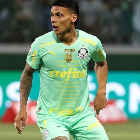 Richard Ríos, do Palmeiras, em jogo contra o Cuiabá pelo Brasileirão