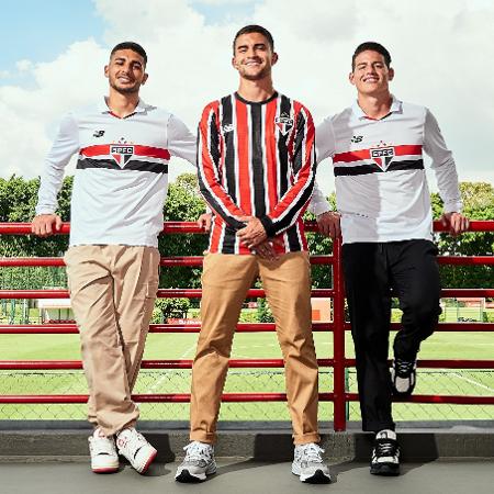 Jogadores posaram em campanha para promover a nova camisa casual do Tricolor