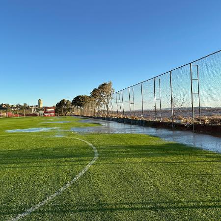 Com a elevação do Lago Guaíba, em Porto Alegre, a água começou a invadir o CT Parque Gigante - Divulgação/Inter
