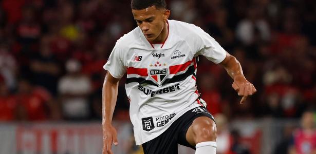 São Paulo recusa proposta da Udinese por zagueiro Osório