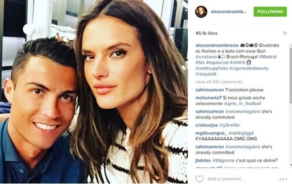 Cristiano Ronaldo posa com Alessandra Ambrosio após campanha publicitária