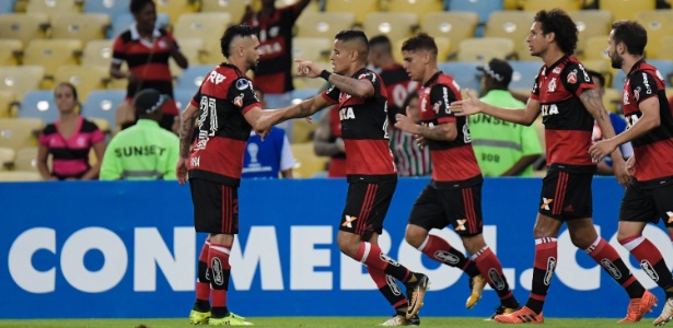 Everton comemora gol do Flamengo na vitória contra o Fluminense, por 1 a 0 - Thiago Ribeiro/AGIF
