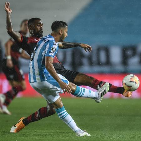 Flamengo pareceu jogar com um fardo pesado nas costas