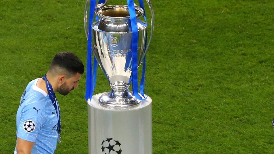 Sergio Aguero após a derrota do Manchester City contra o Chelsea na Liga dos Campeões - Getty Images