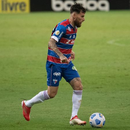 Lucas Lima faz sua estreia pelo Fortaleza contra o Cuiabá no Brasileirão - Kely Pereira/AGIF