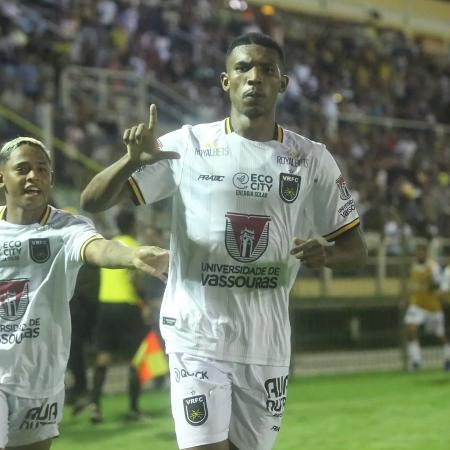 Lelê, do Volta Redonda, chega no Fluminense para ser reserva de Cano - Site oficial Volta Redonda