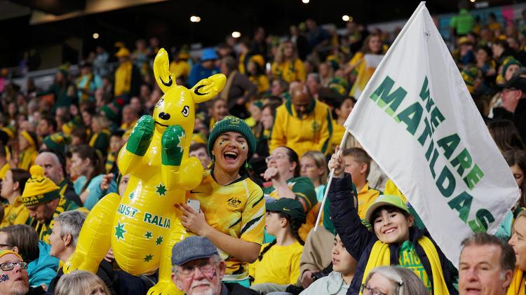 Torcedores da Austrália em jogo contra a Nigéria pela Copa do Mundo feminina